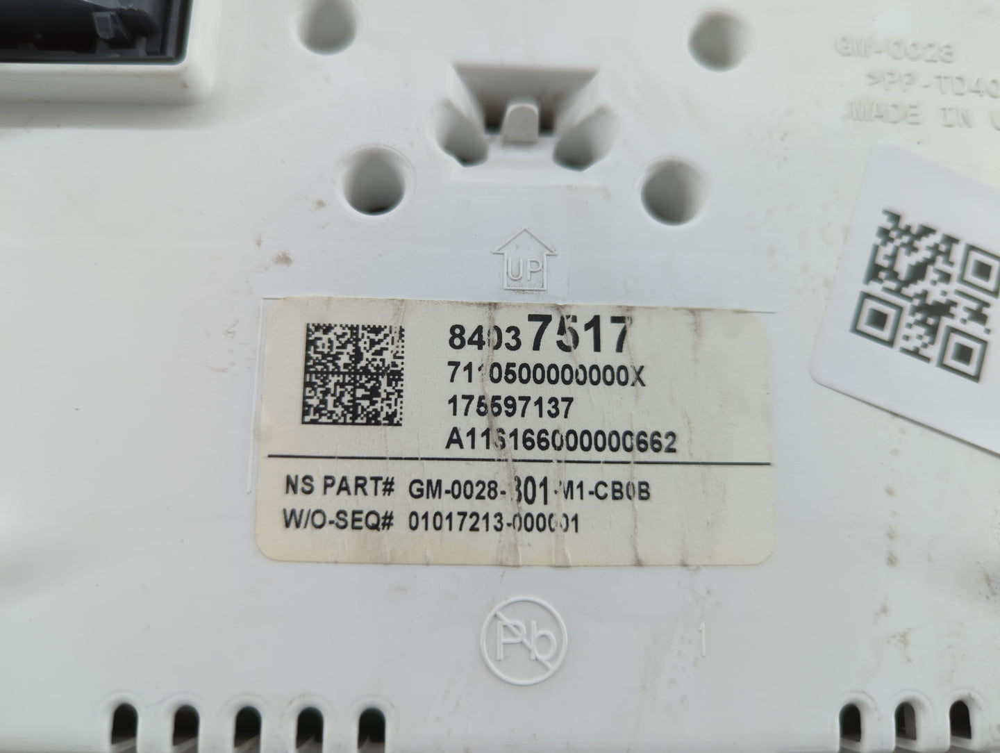 2017-2019 Chevrolet Impala Instrument Cluster Speedometer Gauges P/N:84037517 84142075, 84174430 Fits Fits 2017 2018 2019 OE