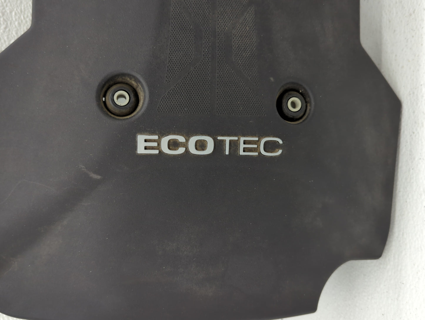 2017 Chevrolet Impala Engine Cover - Oemusedautoparts1.com