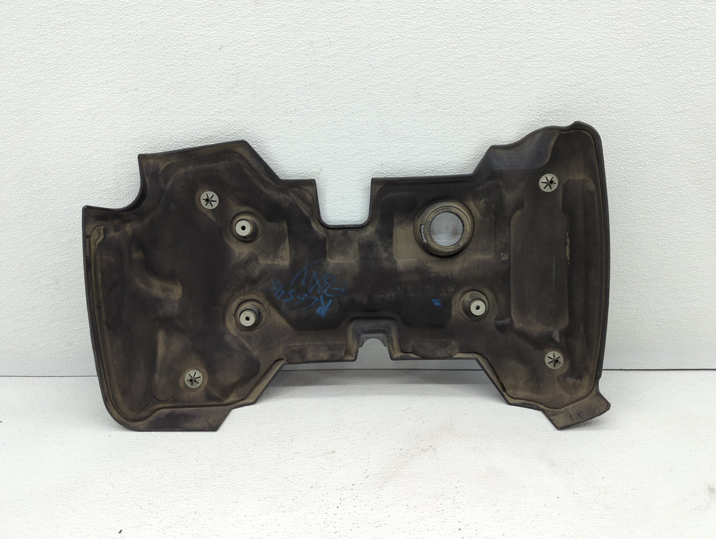 2017 Chevrolet Impala Engine Cover - Oemusedautoparts1.com