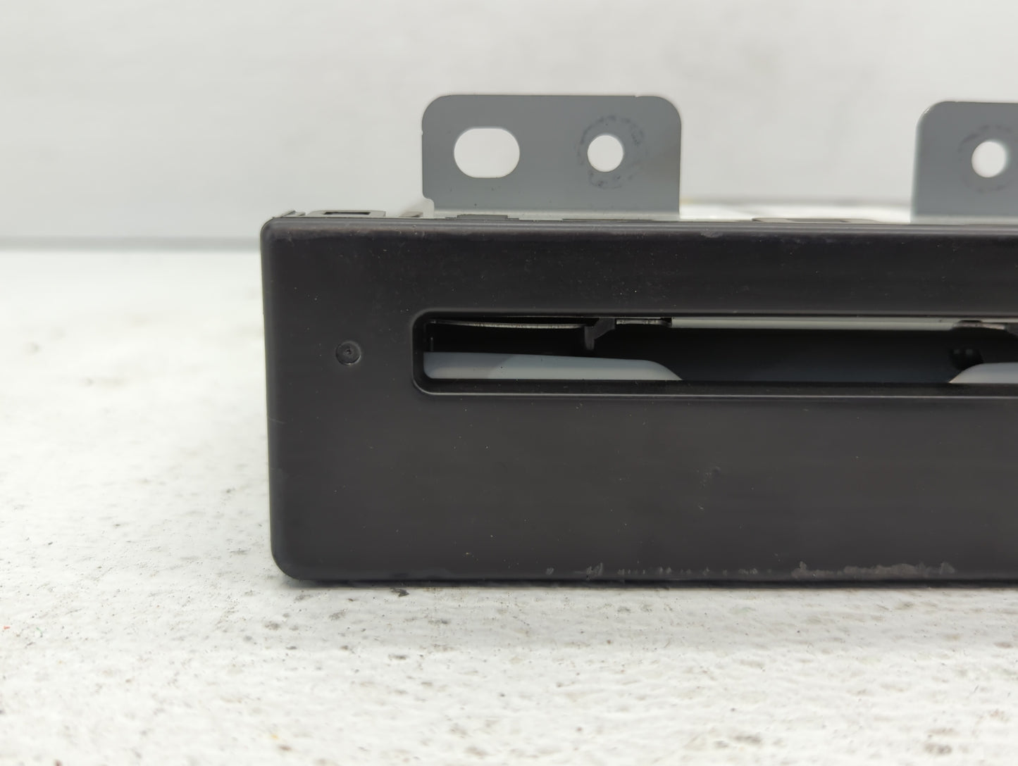2015-2020 Chevrolet Impala Am Fm Cd Player Radio Receiver - Oemusedautoparts1.com