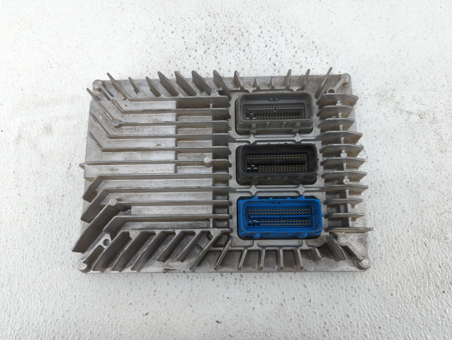 2017-2020 Chevrolet Impala PCM Engine Control Computer ECU ECM PCU OEM P/N:12670801 12667002 Fits Fits 2017 2018 2019 2020 O