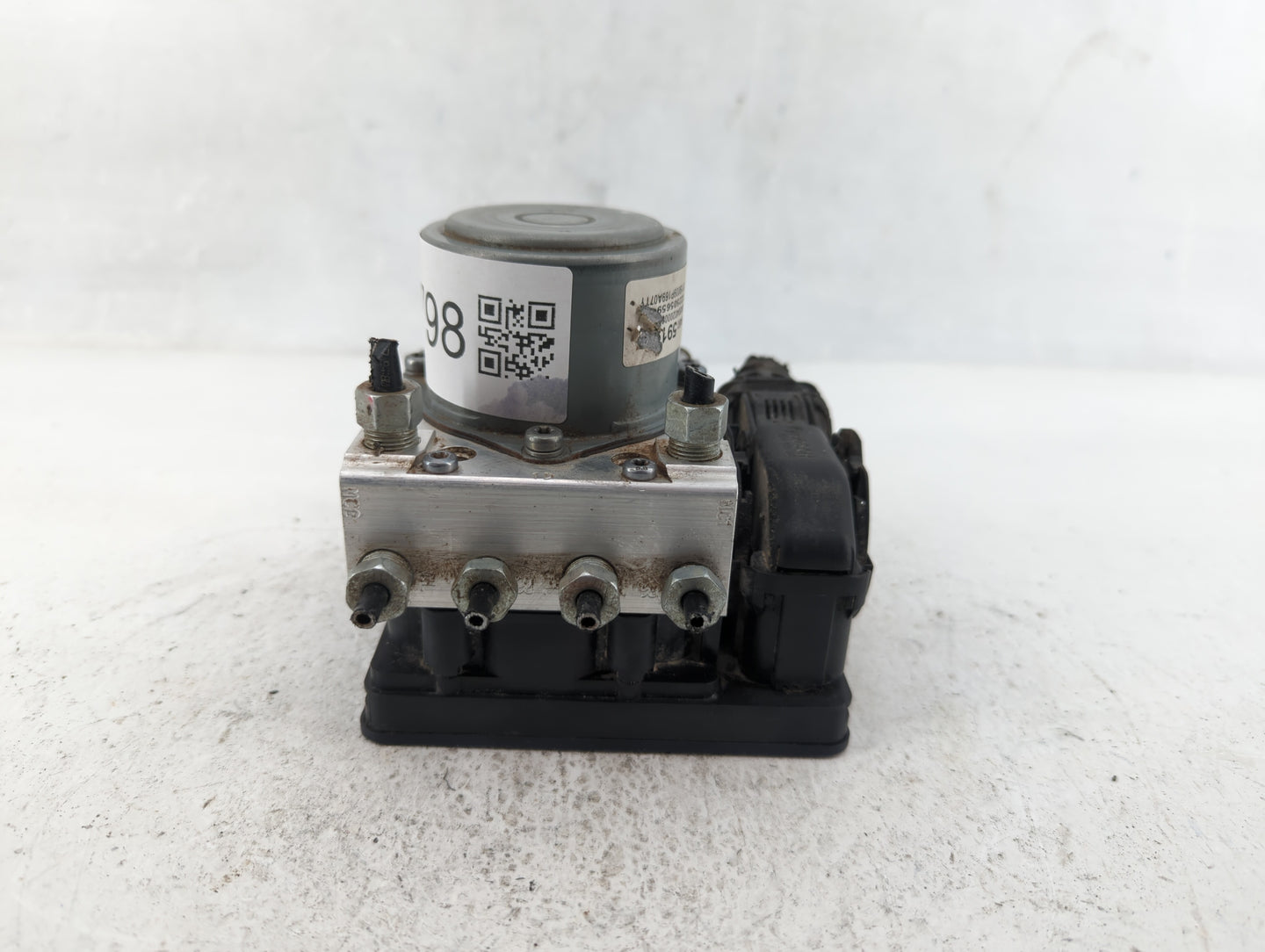 2017-2020 Chevrolet Impala ABS Pump Control Module Replacement P/N:84605919 84092226 Fits Fits 2017 2018 2019 2020 OEM Used 