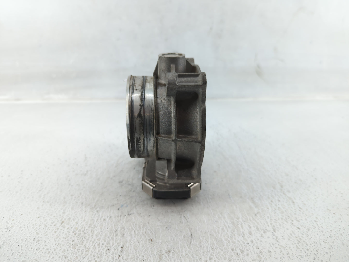 2012-2020 Chevrolet Impala Throttle Body P/N:12670981AA Fits Fits 2012 2013 2014 2015 2016 2017 2018 2019 2020 2021 2022 OEM