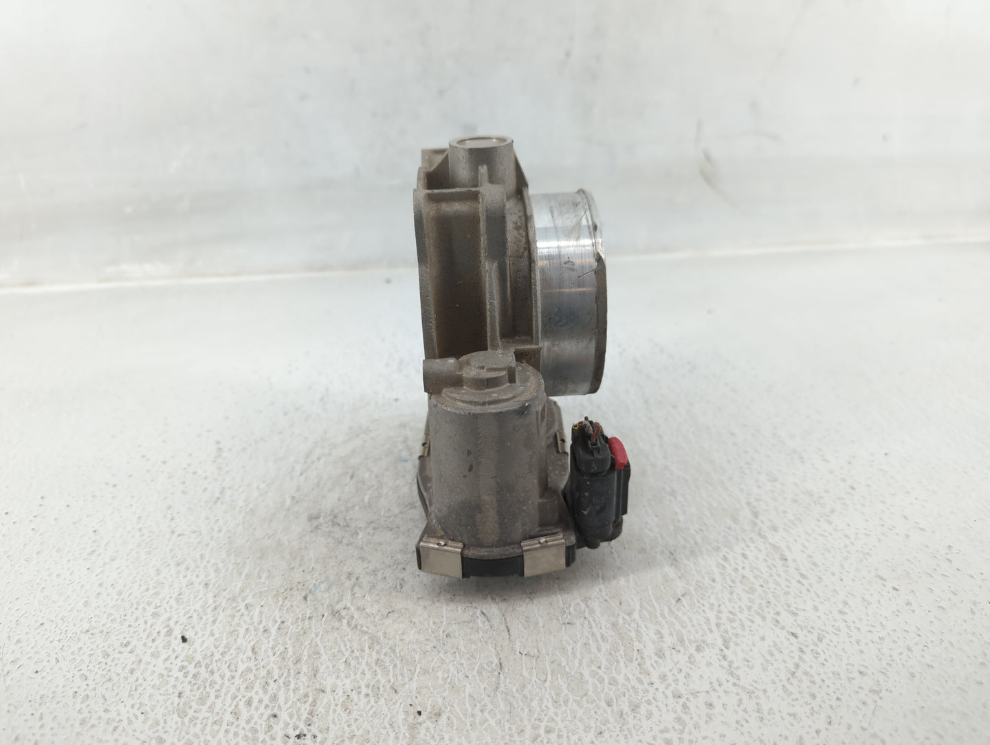 2012-2020 Chevrolet Impala Throttle Body P/N:12670981AA Fits Fits 2012 2013 2014 2015 2016 2017 2018 2019 2020 2021 2022 OEM