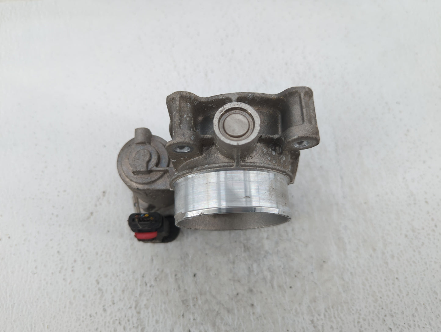 2016-2019 Chevrolet Impala Throttle Body P/N:12670839AA Fits Fits 2016 2017 2018 2019 2020 2021 2022 OEM Used Auto Parts - O