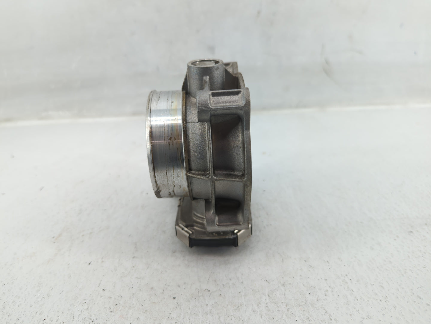 2012-2020 Chevrolet Impala Throttle Body P/N:12670981AA Fits Fits 2012 2013 2014 2015 2016 2017 2018 2019 2020 2021 2022 OEM