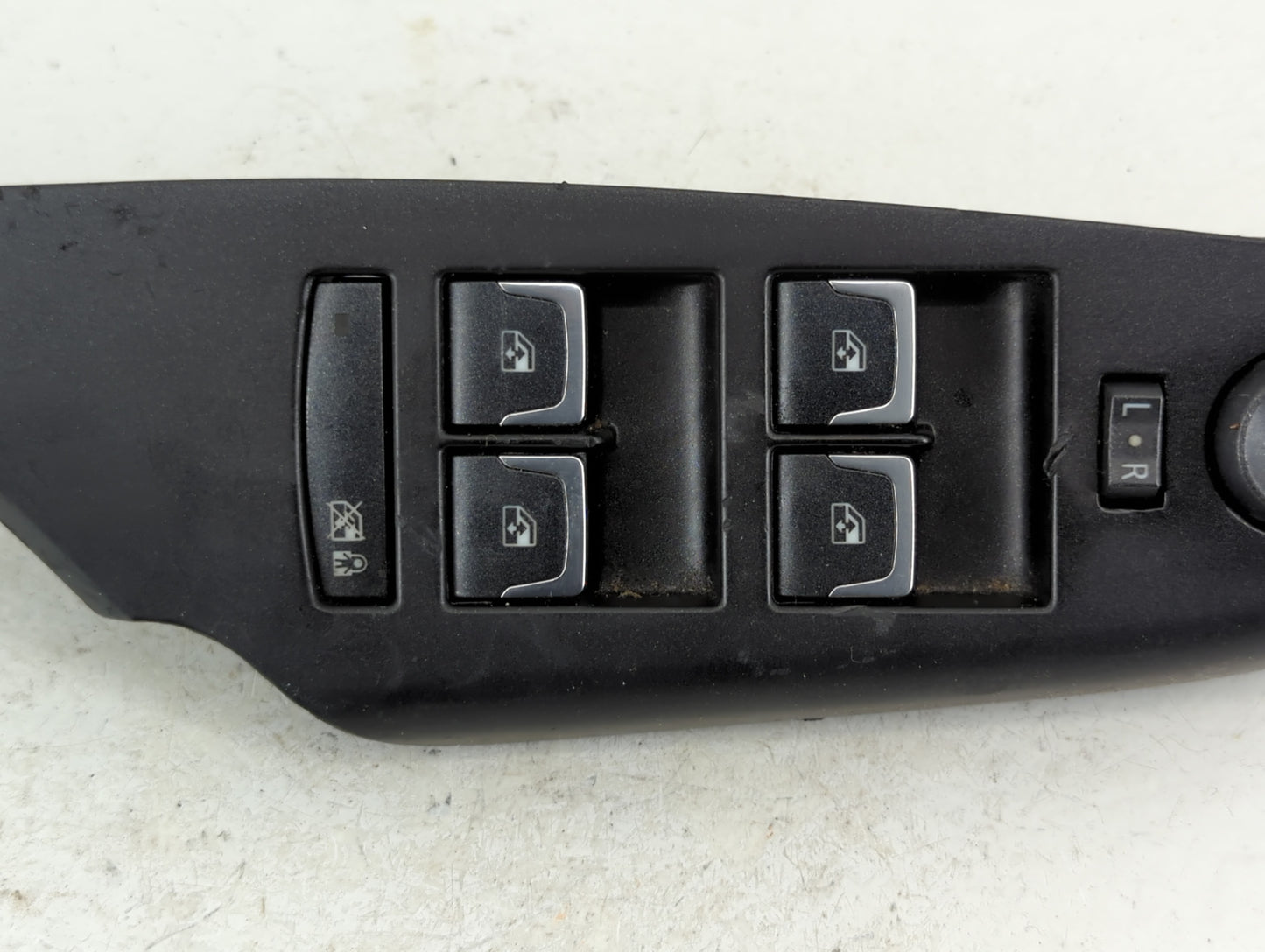 2014-2020 Chevrolet Impala Master Power Window Switch Replacement Driver Side Left P/N:23466790 Fits OEM Used Auto Parts - O