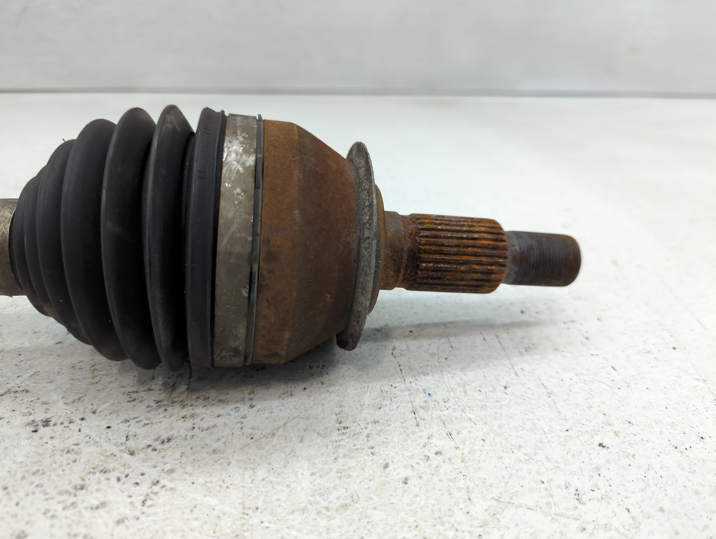 2014-2020 Chevrolet Impala Axle Shaft Front Driver Cv C/v - Oemusedautoparts1.com