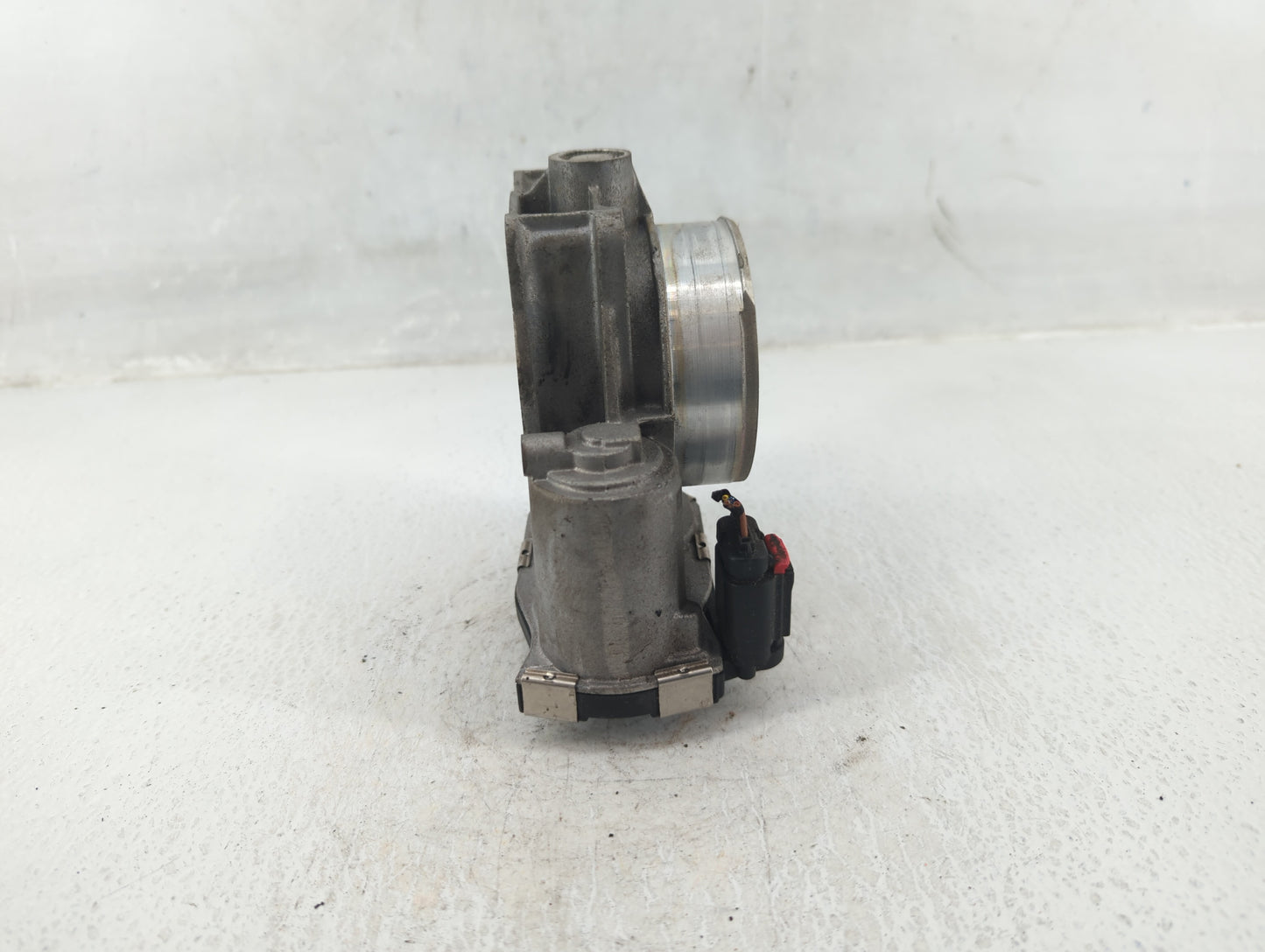 2012-2020 Chevrolet Impala Throttle Body P/N:12670981AA Fits Fits 2012 2013 2014 2015 2016 2017 2018 2019 2020 2021 2022 OEM