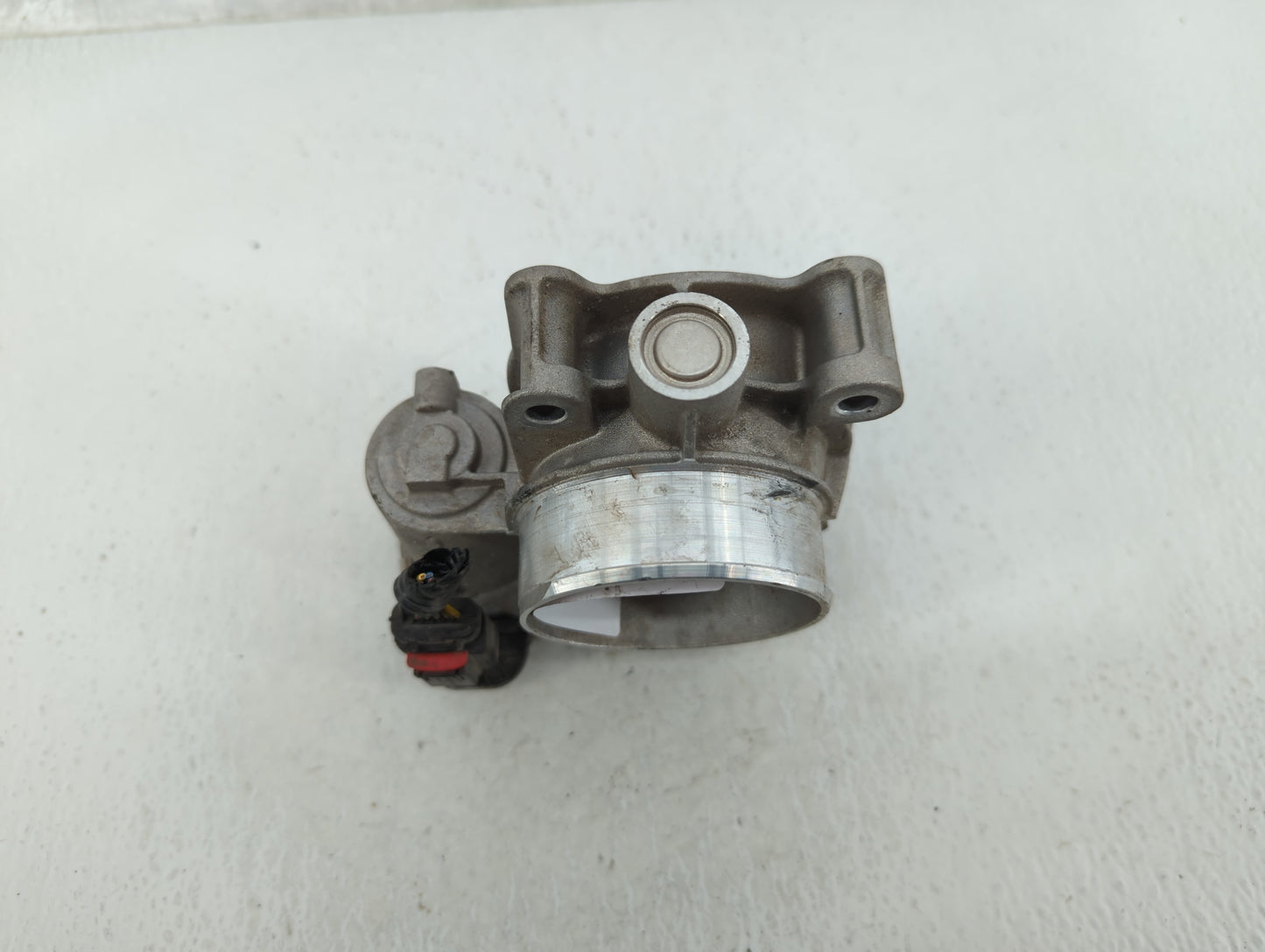 2016-2019 Chevrolet Impala Throttle Body P/N:12670839AA Fits Fits 2016 2017 2018 2019 2020 2021 2022 OEM Used Auto Parts - O