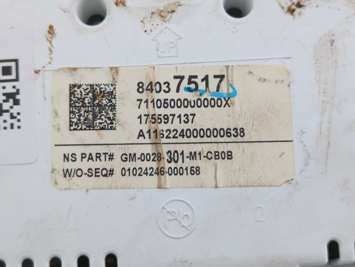 2017-2020 Chevrolet Impala Instrument Cluster Speedometer Gauges P/N:84037517 Fits Fits 2017 2018 2019 2020 OEM Used Auto Pa