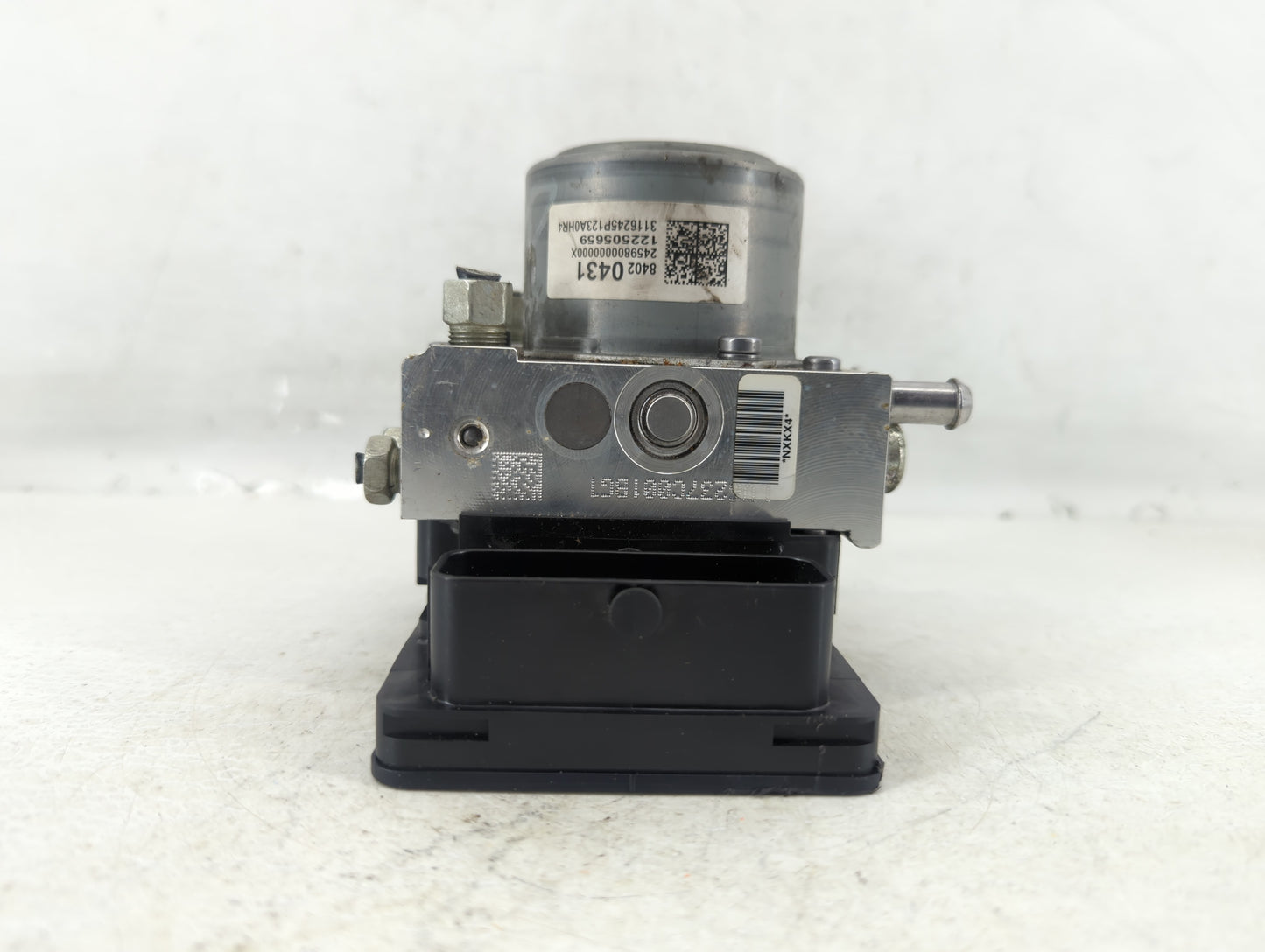 2017-2020 Chevrolet Impala ABS Pump Control Module Replacement P/N:84020431 Fits Fits 2017 2018 2019 2020 OEM Used Auto Part