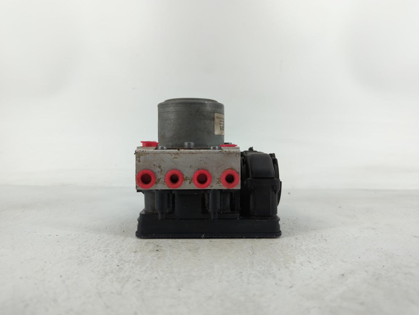 2017-2020 Chevrolet Impala ABS Pump Control Module Replacement P/N:84092226 Fits Fits 2017 2018 2019 2020 OEM Used Auto Part