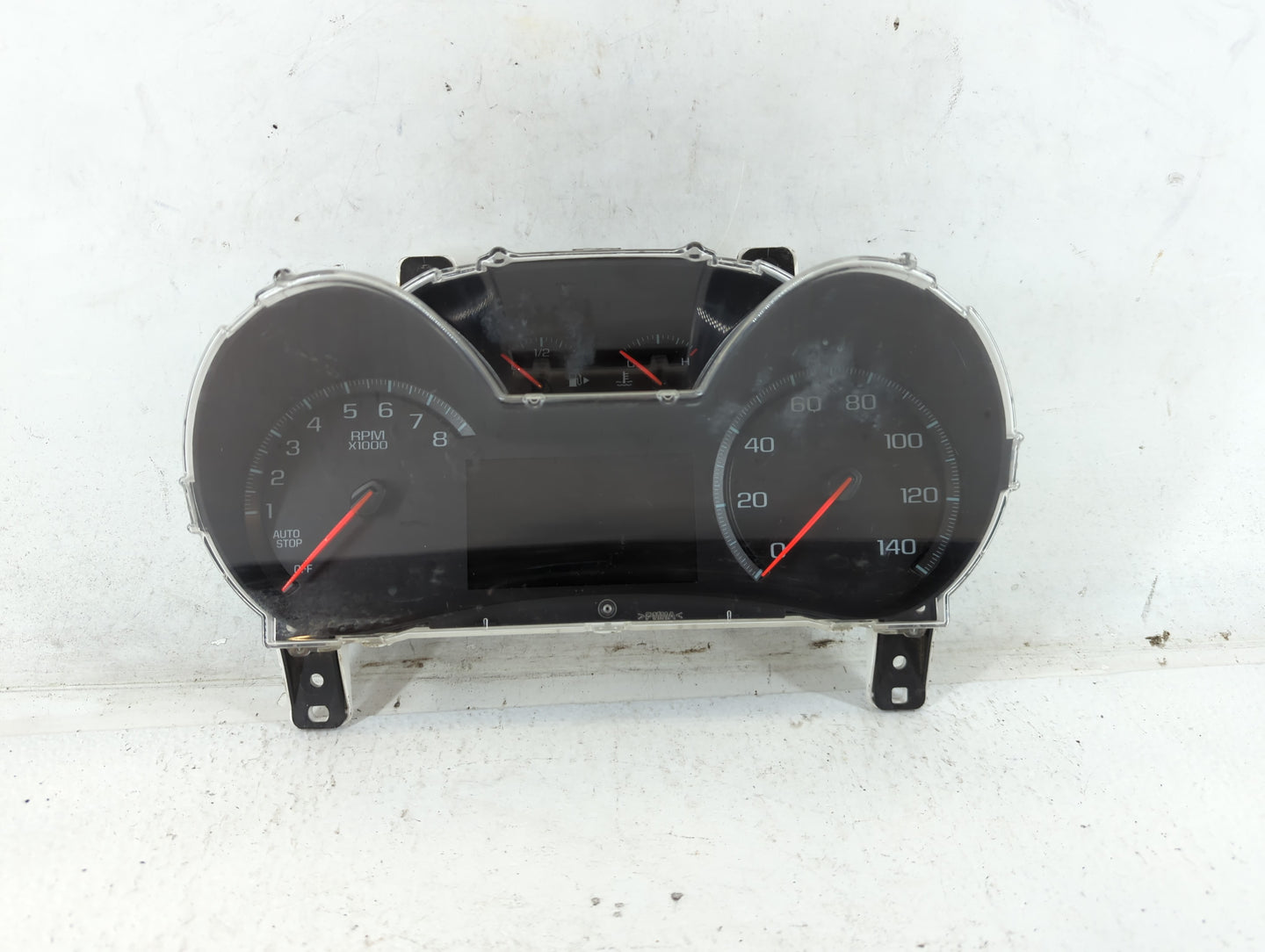 2017-2020 Chevrolet Impala Instrument Cluster Speedometer Gauges P/N:84142075 Fits Fits 2017 2018 2019 2020 OEM Used Auto Pa
