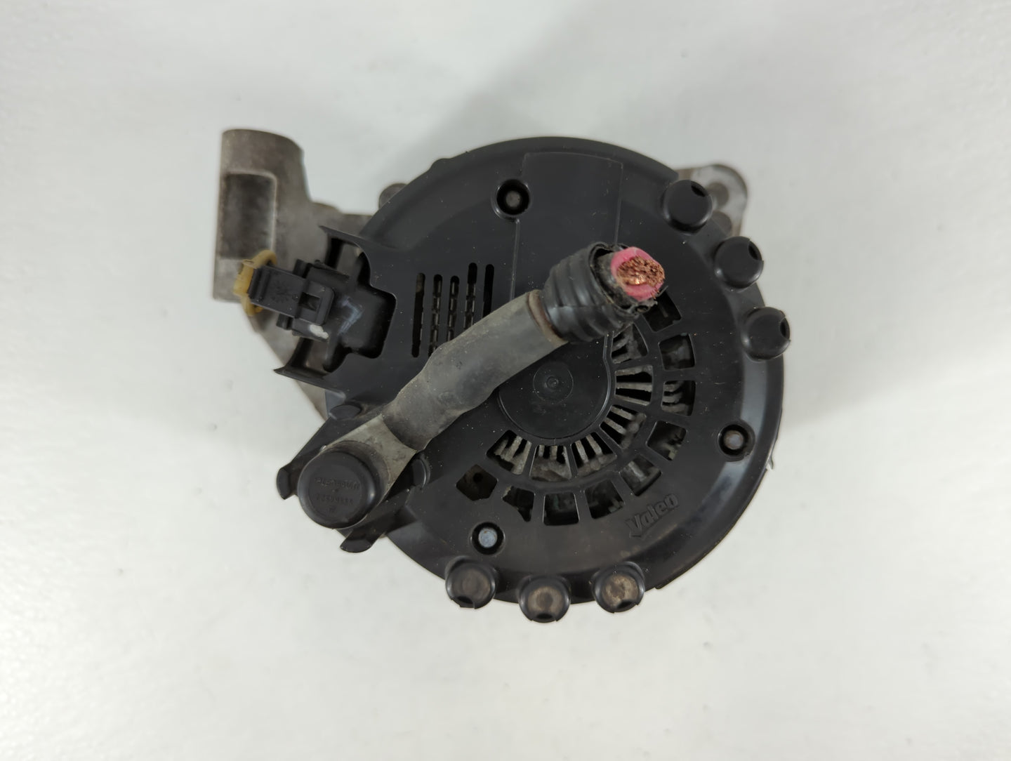 2017-2020 Chevrolet Impala Alternator Replacement Generator Charging Assembly Engine OEM P/N:2619571 B 13597235 Fits OEM Use