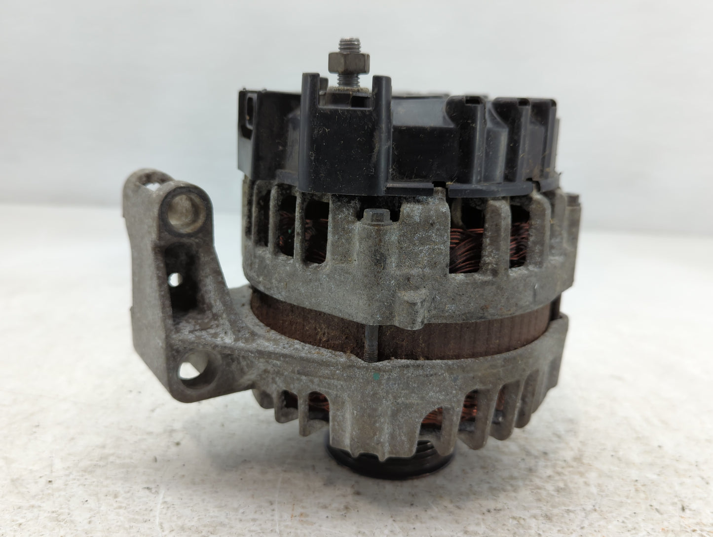 2017-2020 Chevrolet Impala Alternator Replacement Generator Charging Assembly Engine OEM P/N:2619571 B 13597235 Fits OEM Use