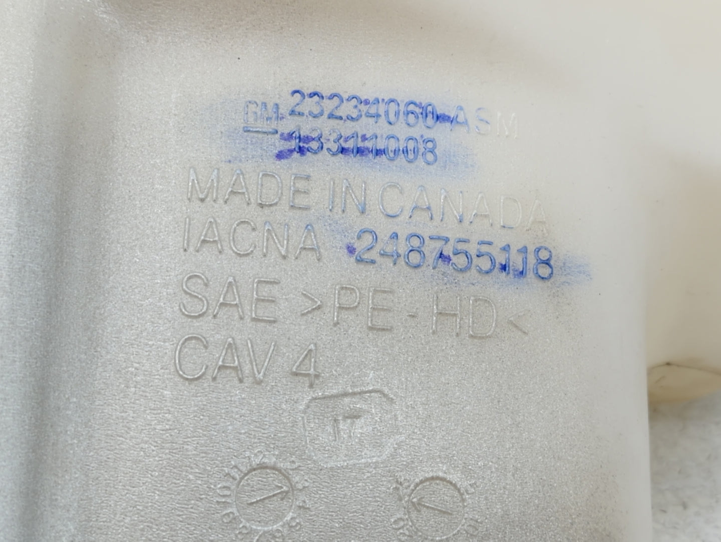 2014-2020 Chevrolet Impala Windshield Washer Fluid Reservoir Bottle Oem - Oemusedautoparts1.com