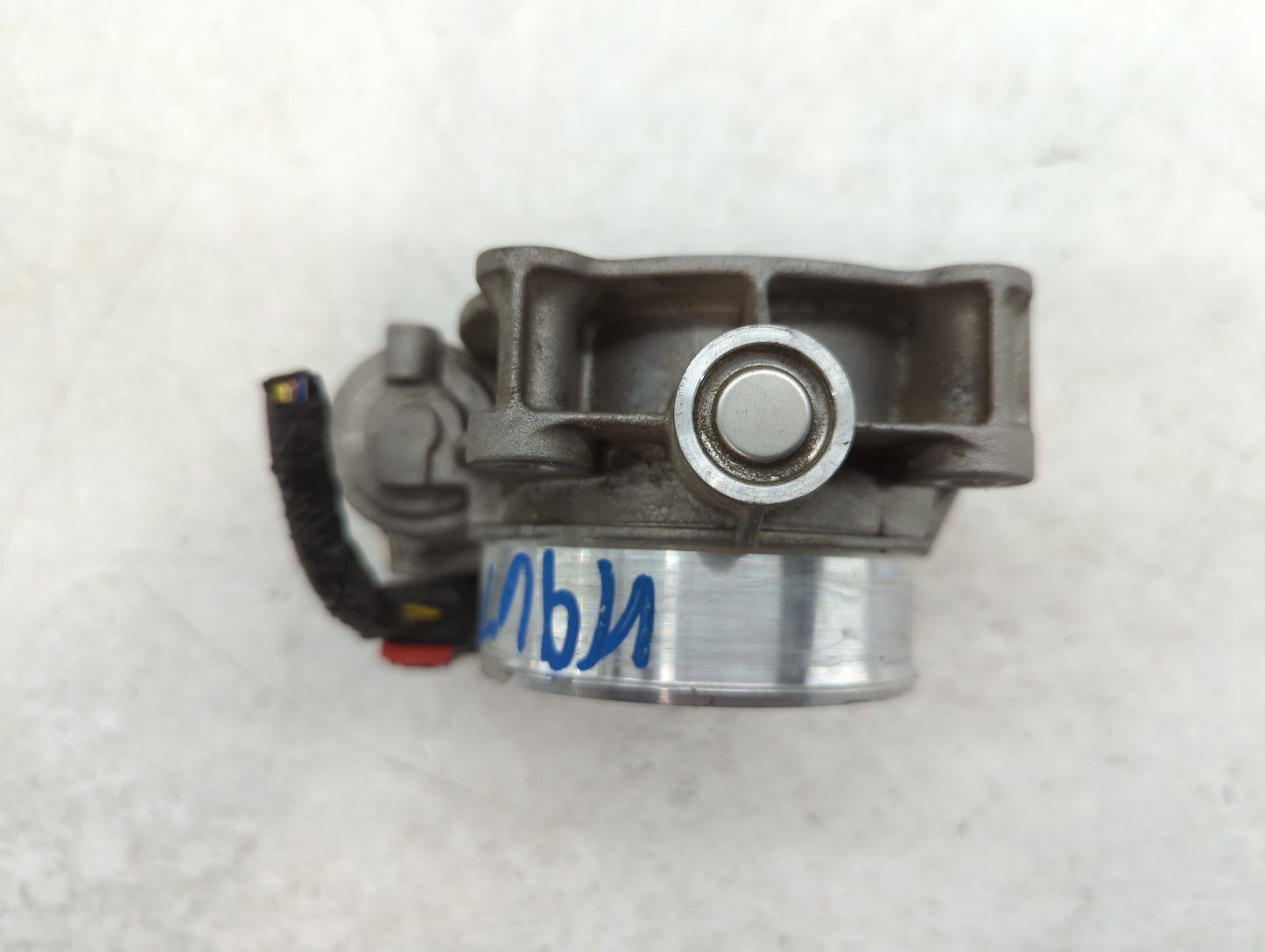2012-2020 Chevrolet Impala Throttle Body P/N:12670981AA Fits Fits 2012 2013 2014 2015 2016 2017 2018 2019 2020 2021 2022 OEM