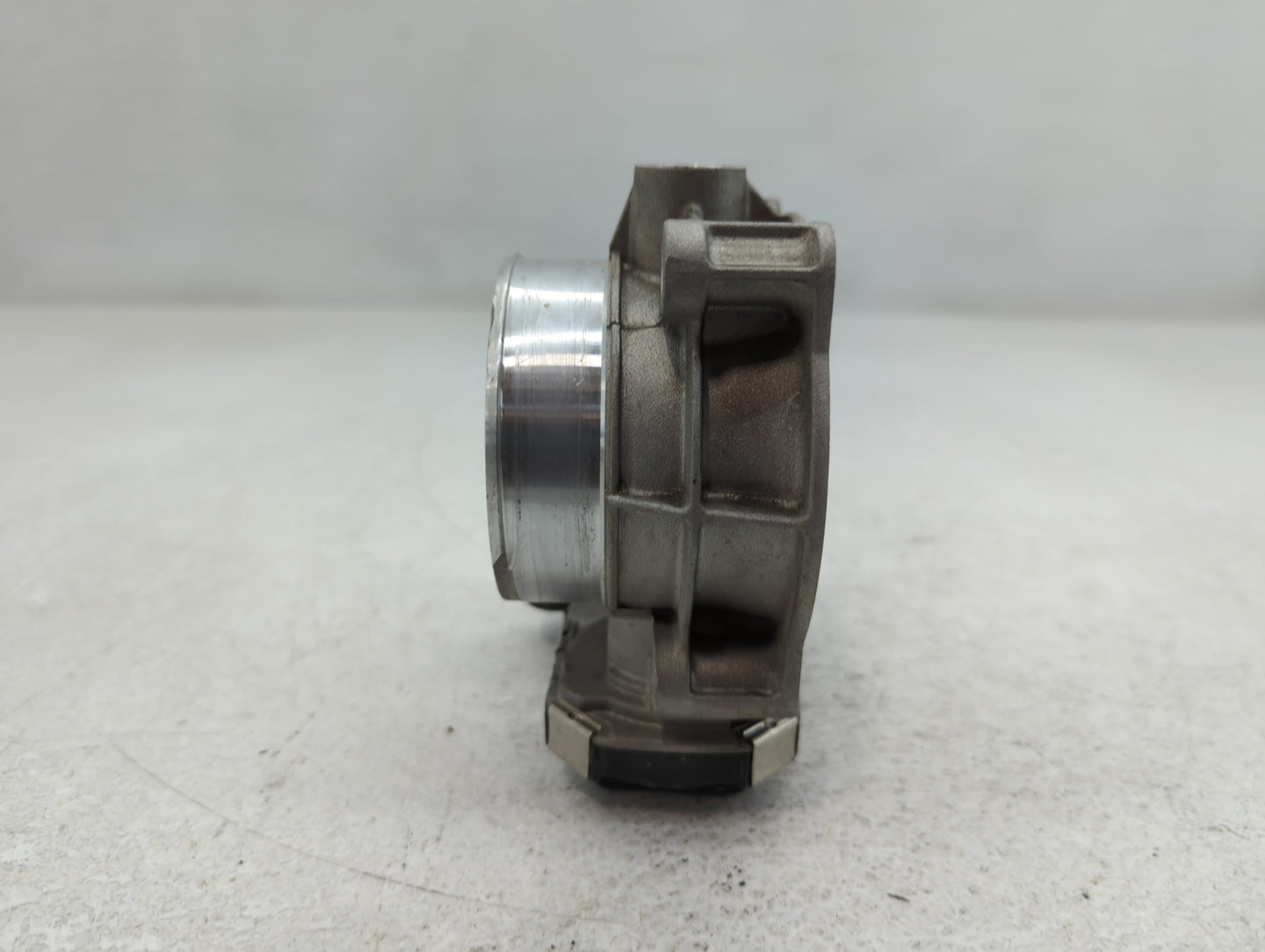 2012-2020 Chevrolet Impala Throttle Body P/N:12670981AA Fits Fits 2012 2013 2014 2015 2016 2017 2018 2019 2020 2021 2022 OEM
