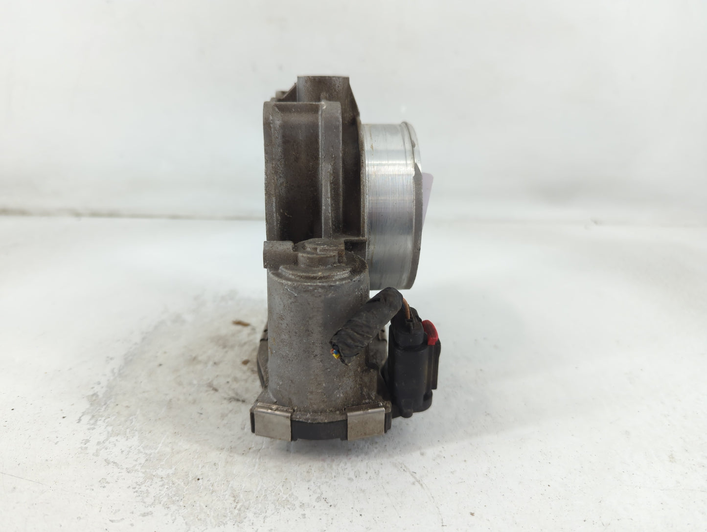 2012-2020 Chevrolet Impala Throttle Body P/N:12670981AA Fits Fits 2012 2013 2014 2015 2016 2017 2018 2019 2020 2021 2022 OEM