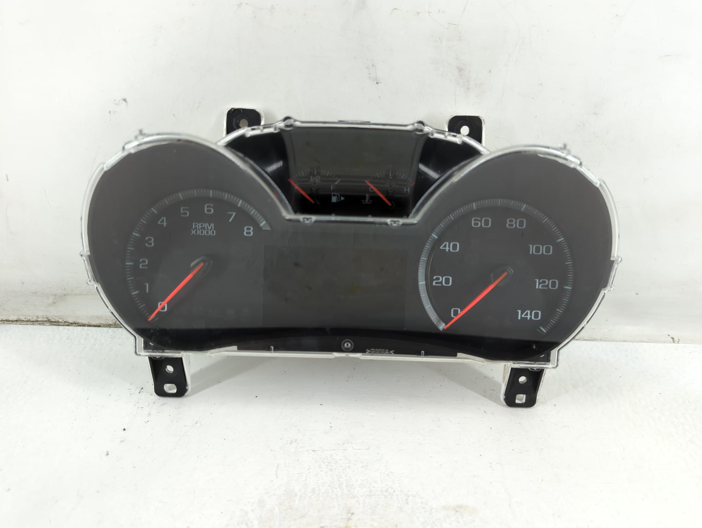 2017-2020 Chevrolet Impala Instrument Cluster Speedometer Gauges P/N:84142077 Fits Fits 2017 2018 2019 2020 OEM Used Auto Pa