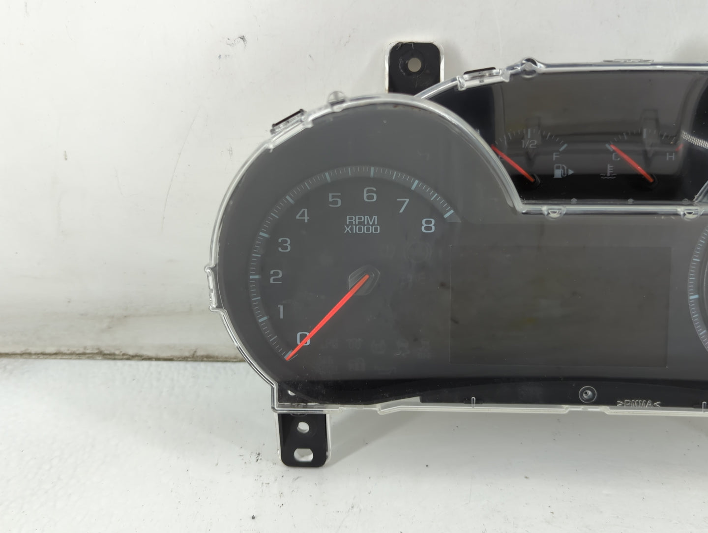 2017-2020 Chevrolet Impala Instrument Cluster Speedometer Gauges P/N:84142077 Fits Fits 2017 2018 2019 2020 OEM Used Auto Pa