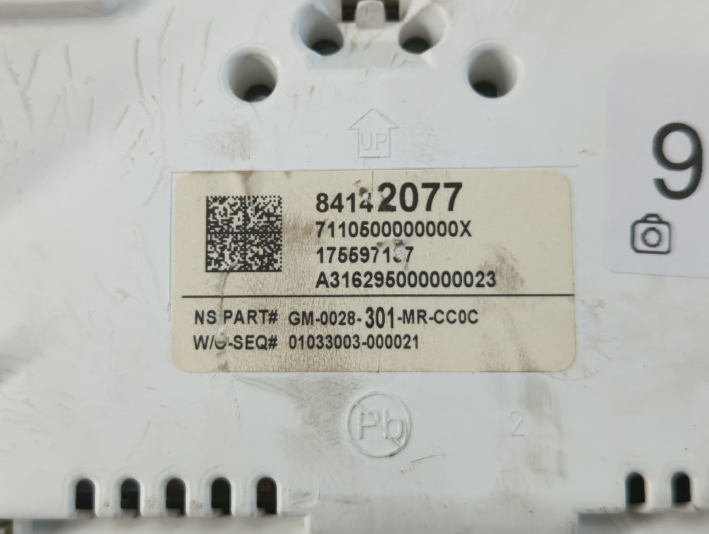 2017-2020 Chevrolet Impala Instrument Cluster Speedometer Gauges P/N:84122077 Fits Fits 2017 2018 2019 2020 OEM Used Auto Pa