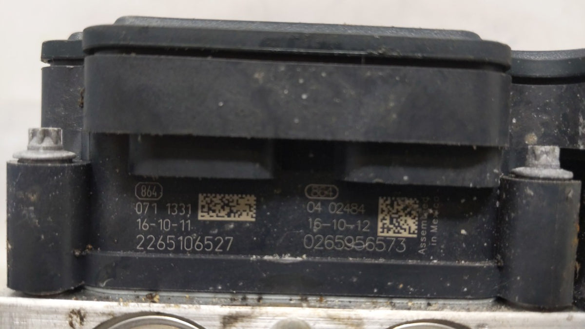 2017 Chevrolet Malibu ABS Pump Control Module Replacement P/N:2265106527 Fits OEM Used Auto Parts - Oemusedautoparts1.com