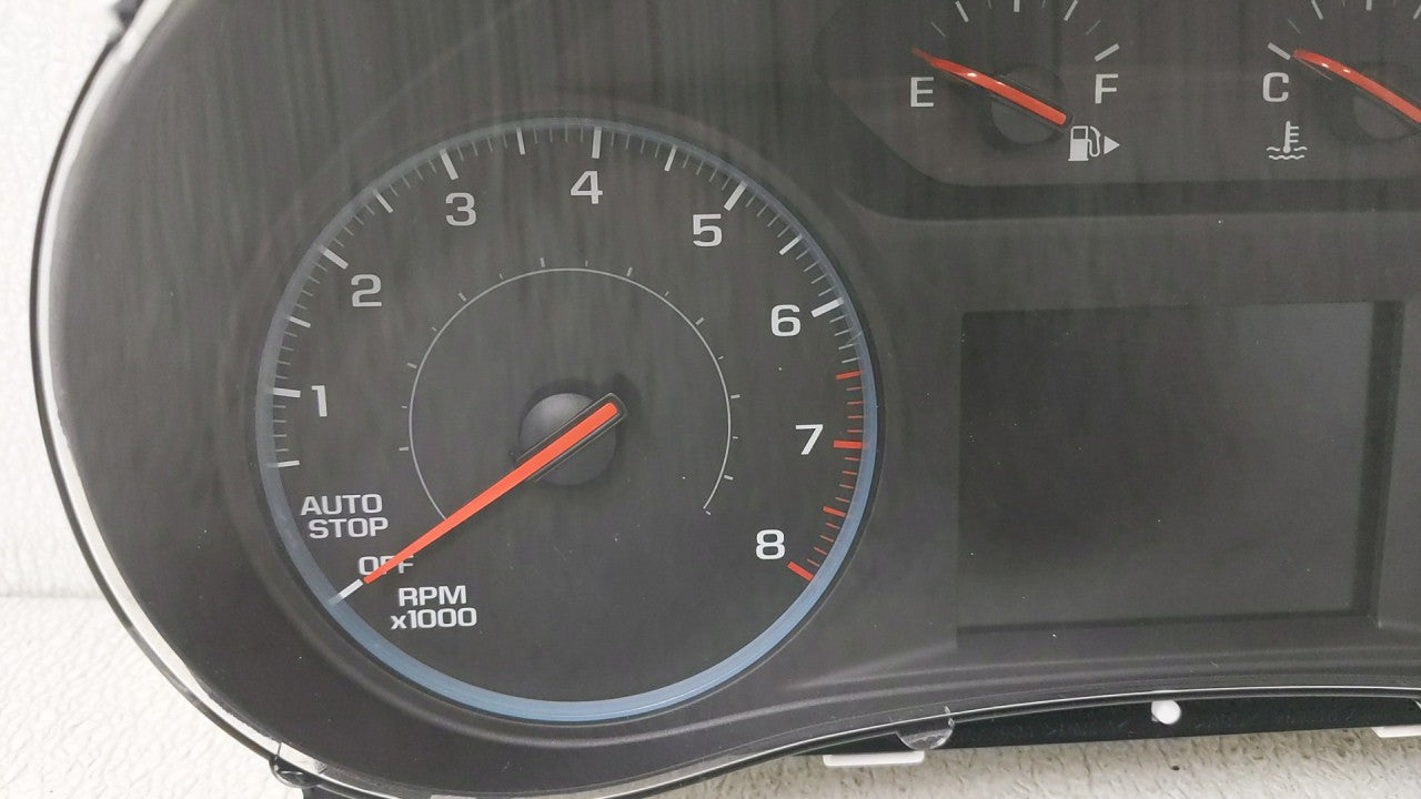 2017-2018 Chevrolet Malibu Instrument Cluster Speedometer Gauges P/N:84444610 84128302 Fits Fits 2017 2018 OEM Used Auto Par