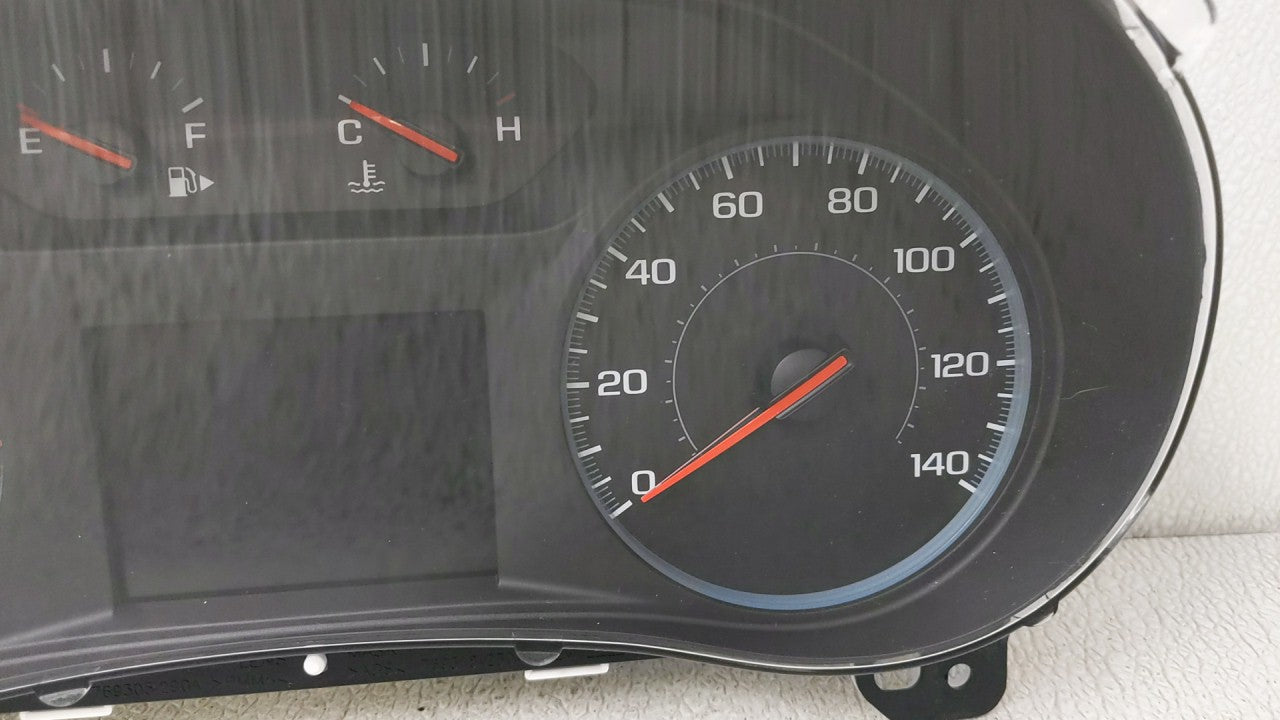 2017-2018 Chevrolet Malibu Instrument Cluster Speedometer Gauges P/N:84444610 84128302 Fits Fits 2017 2018 OEM Used Auto Par