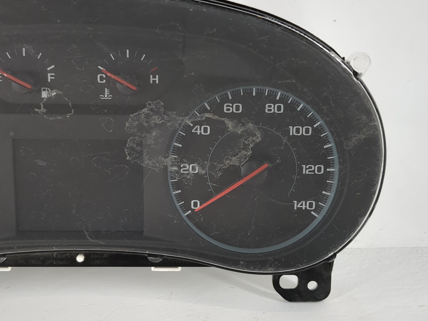 2017 Chevrolet Malibu Instrument Cluster Speedometer Gauges P/N:8412 8302 Fits OEM Used Auto Parts - Oemusedautoparts1.com