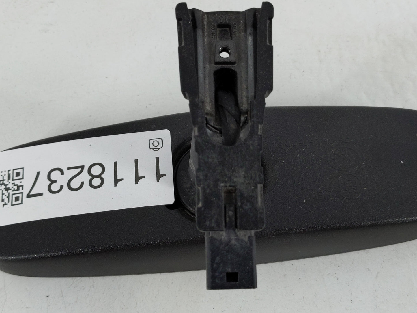 2013-2021 Chevrolet Malibu Interior Rear View Mirror Replacement OEM P/N:E11026140 Fits OEM Used Auto Parts - Oemusedautopar