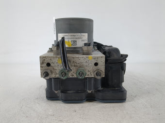 compare product 2017 Chevrolet Malibu ABS Pump Control Module Replacement P/N:8420 5164 Fits OEM Used Auto Parts