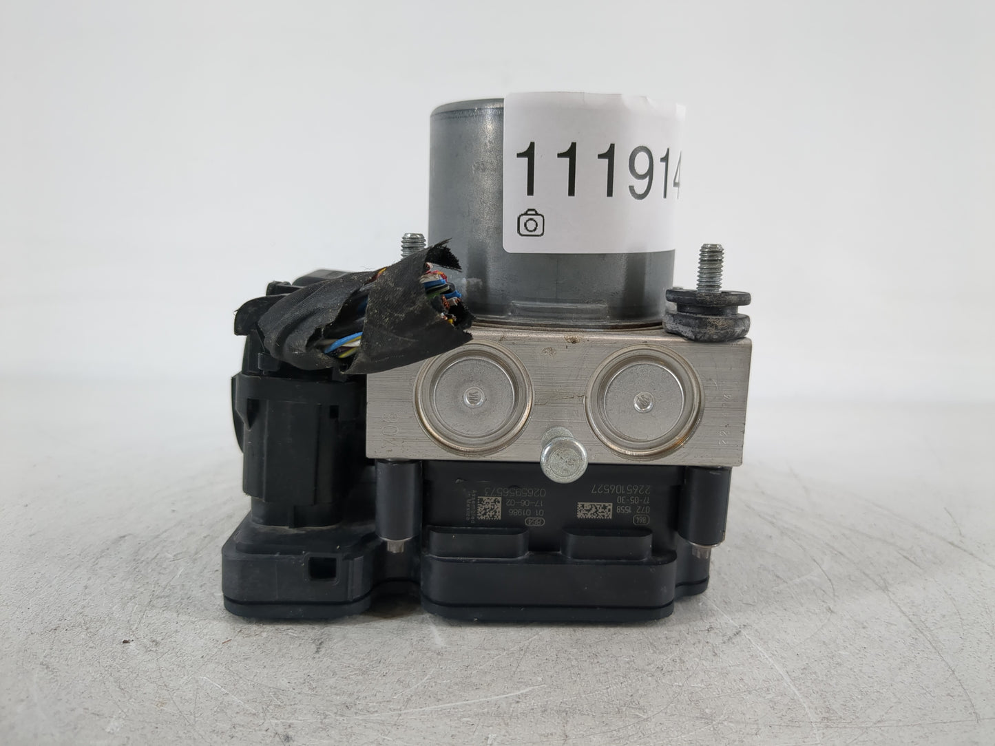 2017 Chevrolet Malibu ABS Pump Control Module Replacement P/N:8420 5164 Fits OEM Used Auto Parts - Oemusedautoparts1.com