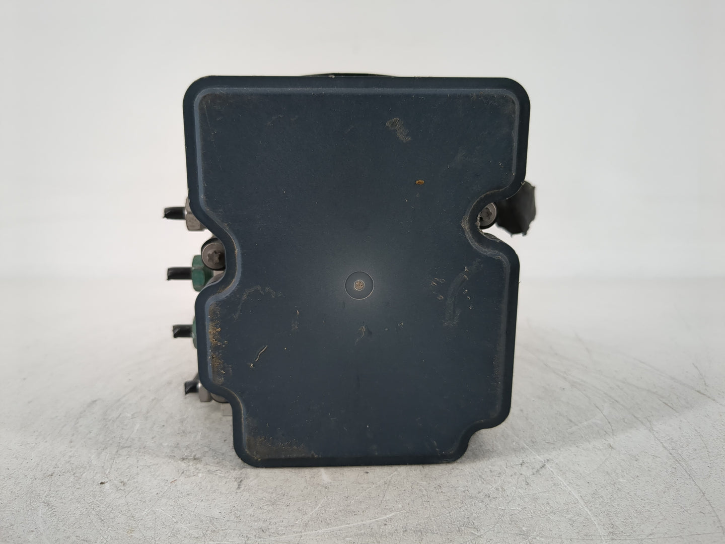 2017 Chevrolet Malibu ABS Pump Control Module Replacement P/N:8420 5164 Fits OEM Used Auto Parts - Oemusedautoparts1.com