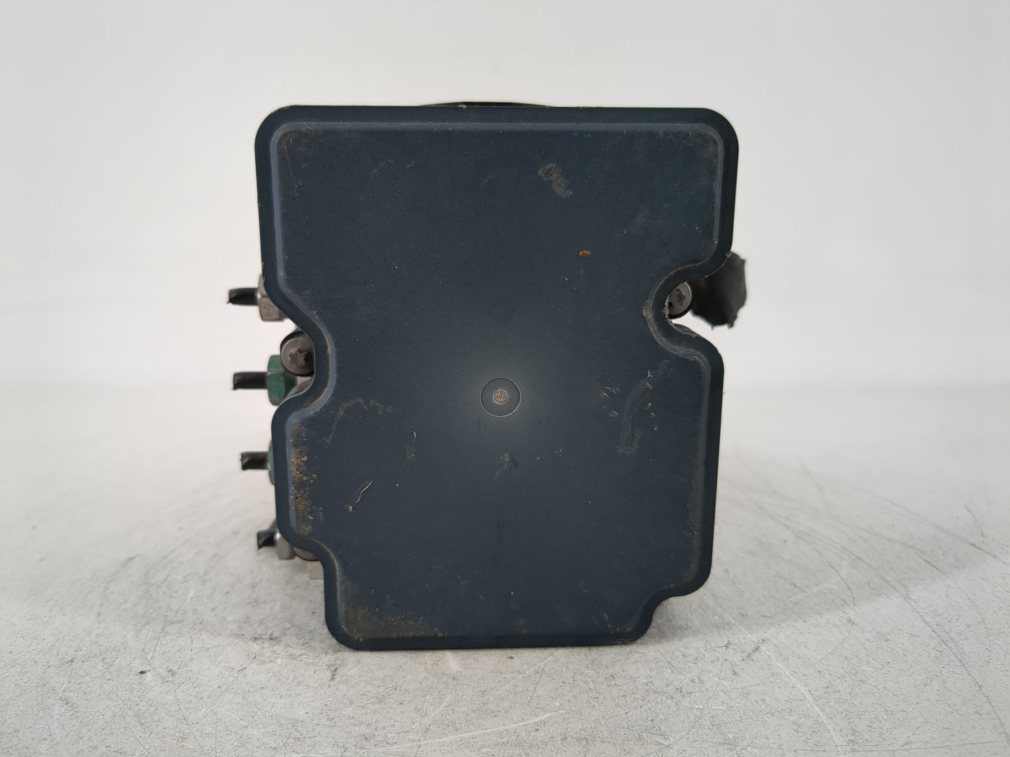 2017 Chevrolet Malibu ABS Pump Control Module Replacement P/N:8420 5164 Fits OEM Used Auto Parts - Oemusedautoparts1.com