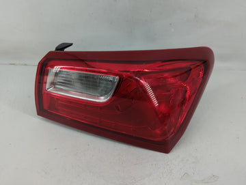 2016-2018 Chevrolet Malibu Tail Light Assembly Passenger Right OEM P/N:84132377 Fits Fits 2016 2017 2018 OEM Used Auto Parts