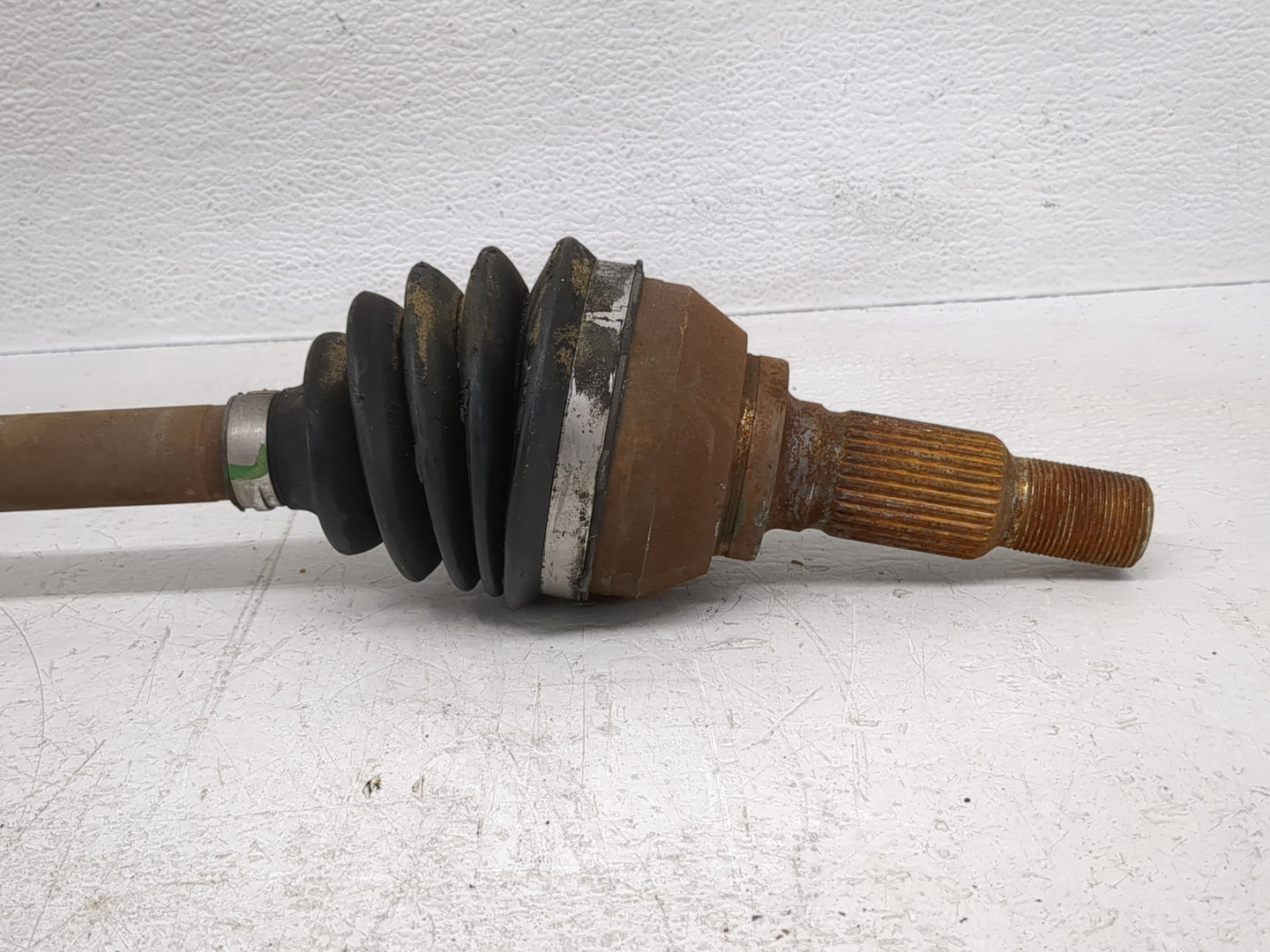 2016-2018 Chevrolet Malibu Axle Shaft Front Driver Cv C/v - Oemusedautoparts1.com