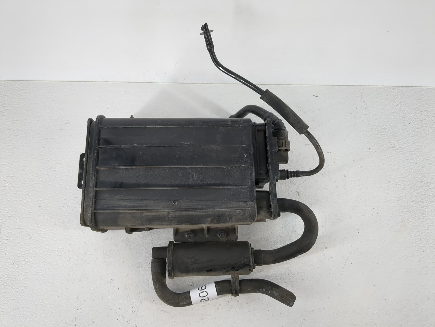 2017 Chevrolet Malibu Fuel Vapor Charcoal Canister 1120653 - Oemusedautoparts1.com