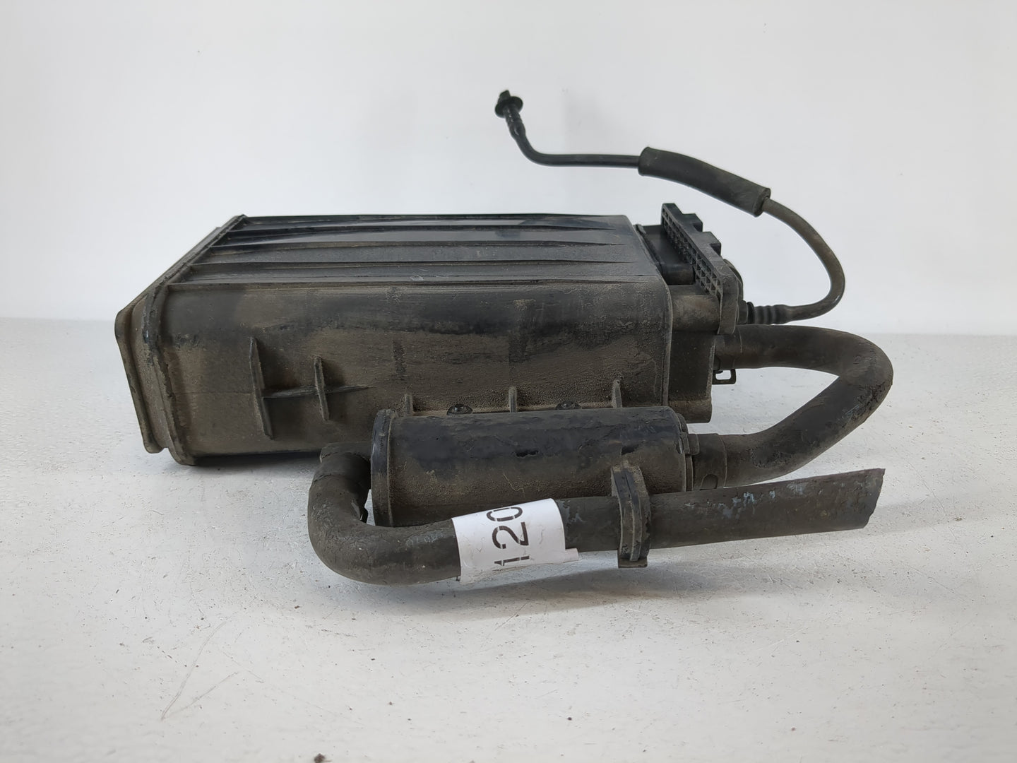2017 Chevrolet Malibu Fuel Vapor Charcoal Canister 1120653 - Oemusedautoparts1.com