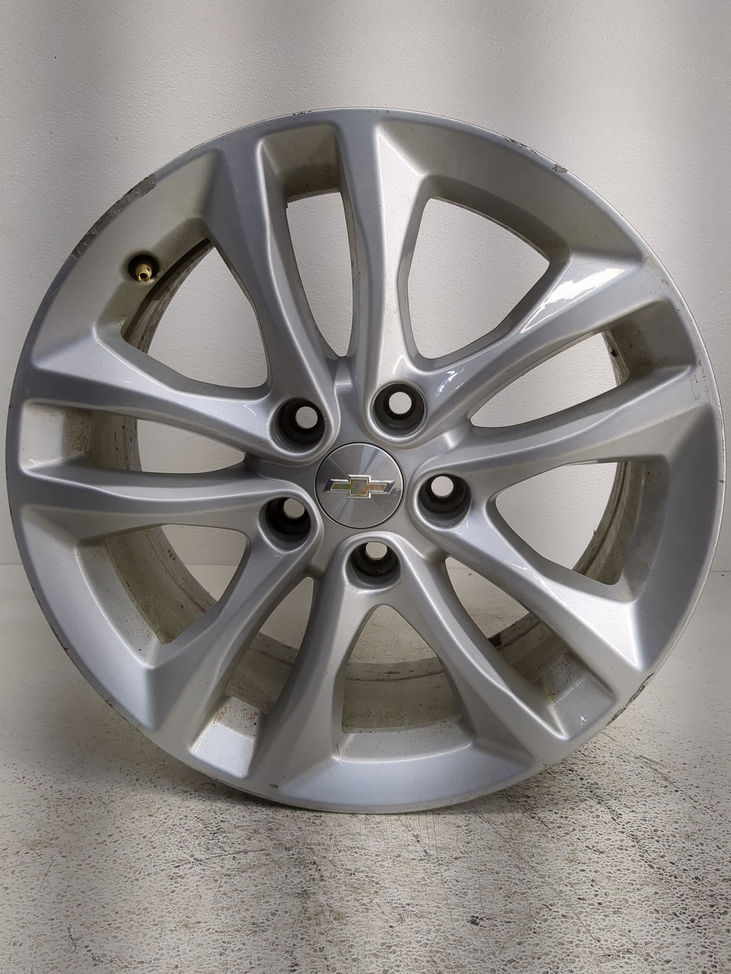 2016-2018 Chevrolet Malibu Oem Wheel Rim - Oemusedautoparts1.com