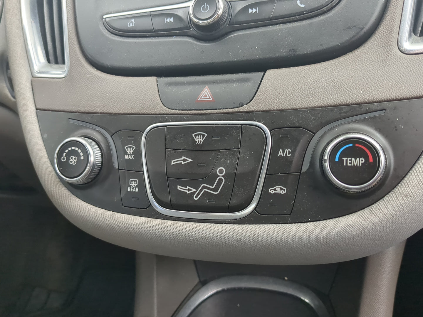 2016-2017 Chevrolet Malibu Climate Control Module Temperature AC/Heater Replacement Fits Fits 2016 2017 OEM Used Auto Parts 