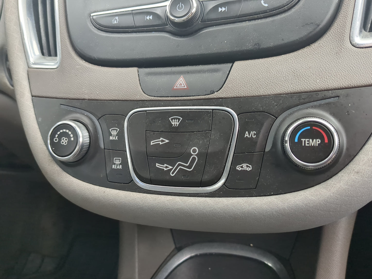 2016-2017 Chevrolet Malibu Climate Control Module Temperature AC/Heater Replacement Fits Fits 2016 2017 OEM Used Auto Parts 