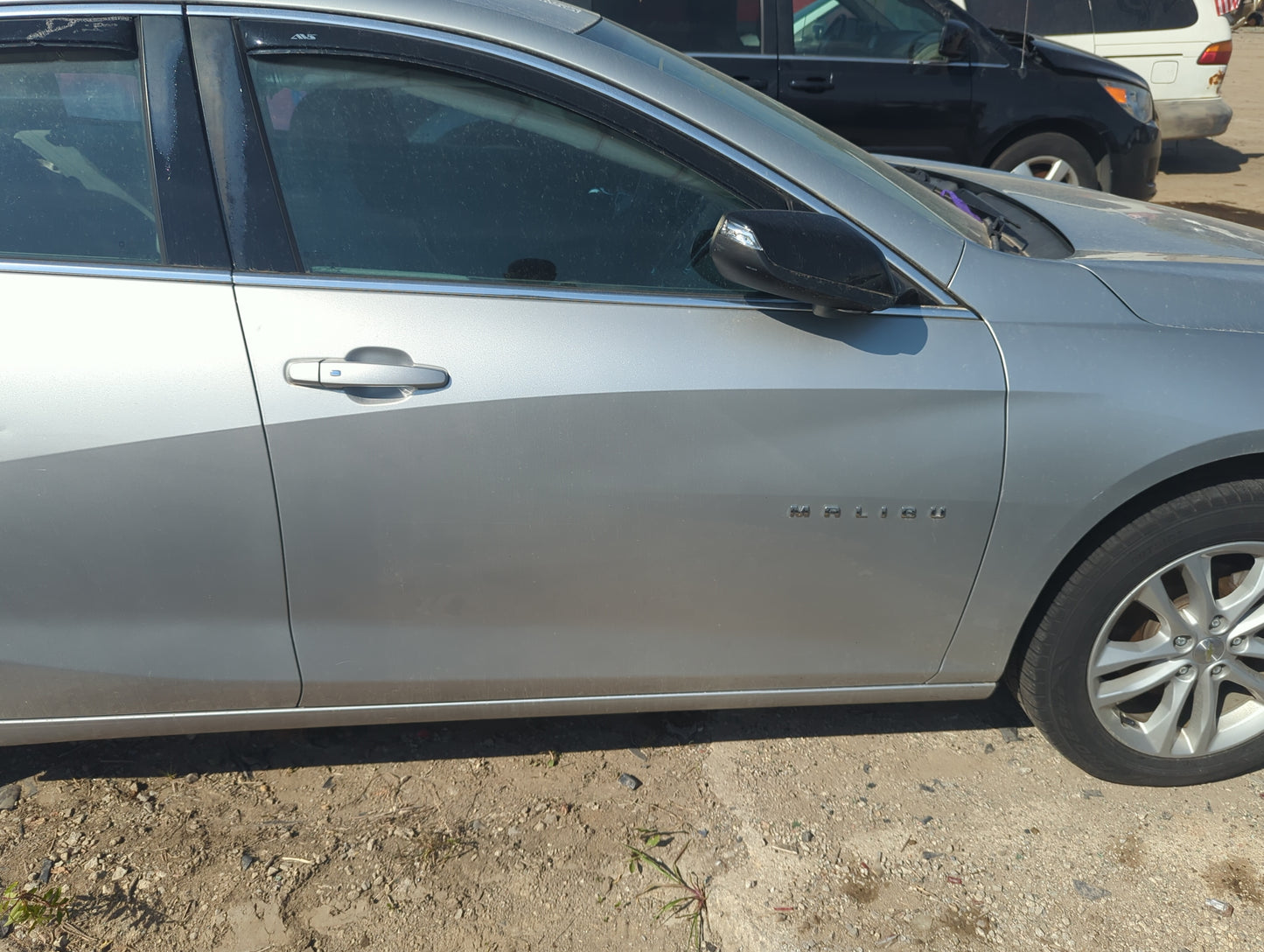 2016-2021 Chevrolet Malibu Passenger Front Door Oem - Oemusedautoparts1.com