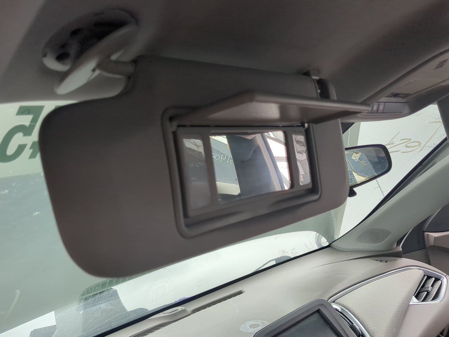 2016-2021 Chevrolet Malibu Sun Visor Shade Replacement Driver Left Mirror Fits Fits 2016 2017 2018 2019 2020 2021 OEM Used A