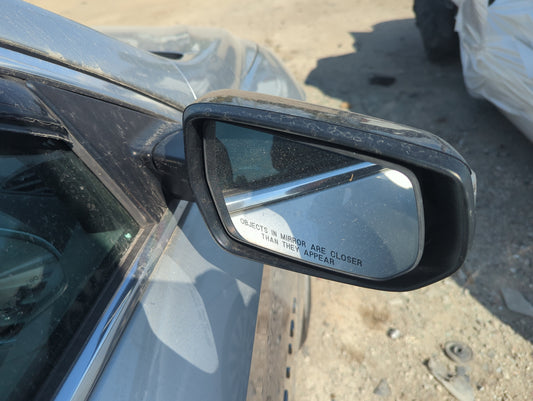 2016-2018 Chevrolet Malibu Passenger Side View Mirror - Right Door Mirror OEM Used