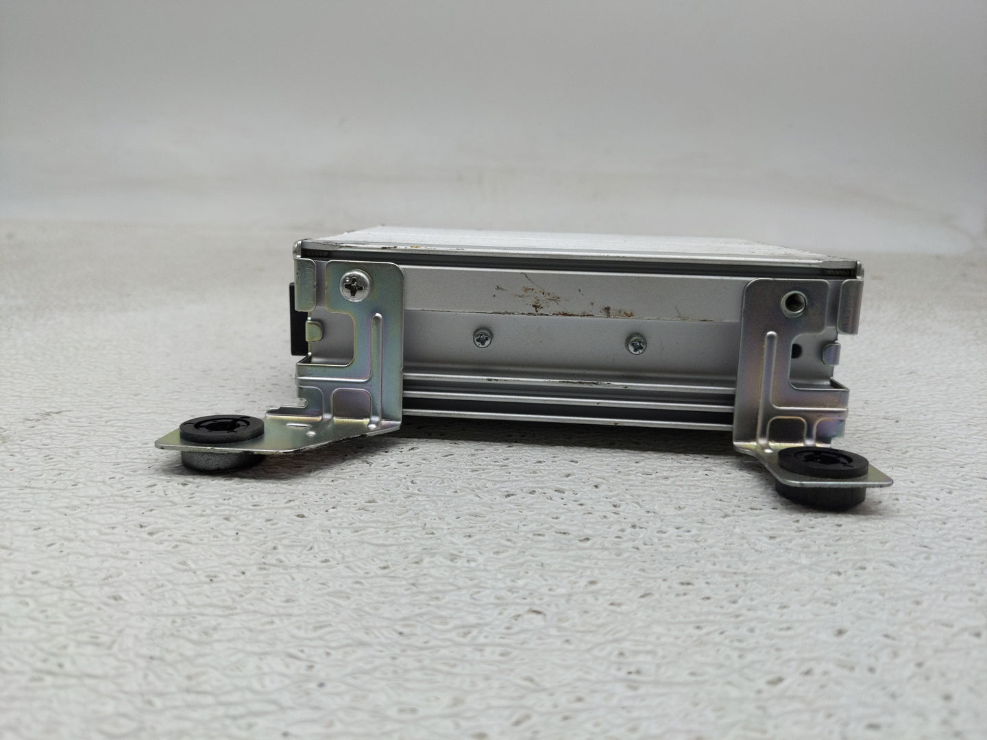 2016-2017 Chevrolet Malibu Radio Speaker Amplifier - Oemusedautoparts1.com