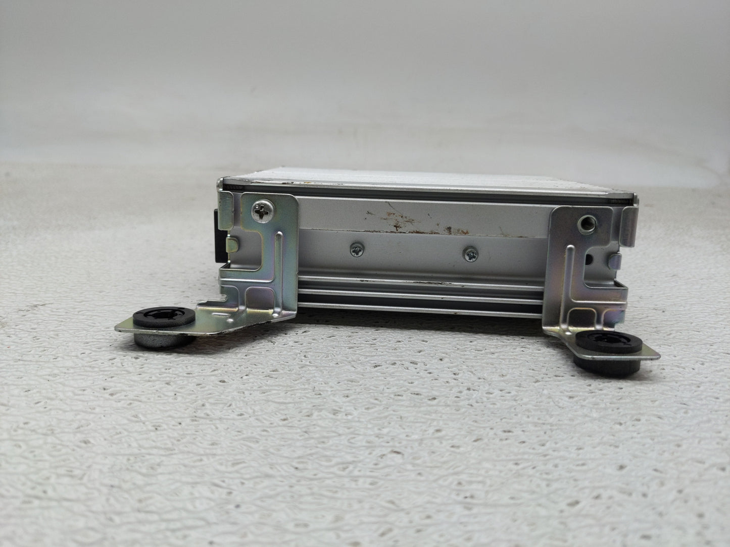 2016-2017 Chevrolet Malibu Radio Speaker Amplifier - Oemusedautoparts1.com