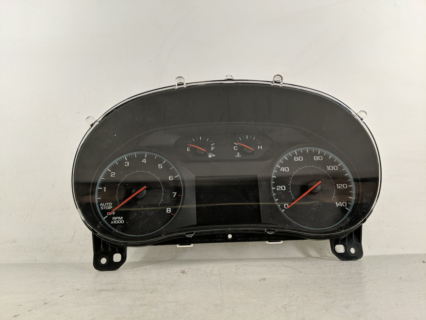 2017-2018 Chevrolet Malibu Instrument Cluster Speedometer Gauges P/N:84075670 Fits Fits 2017 2018 OEM Used Auto Parts - Oemu