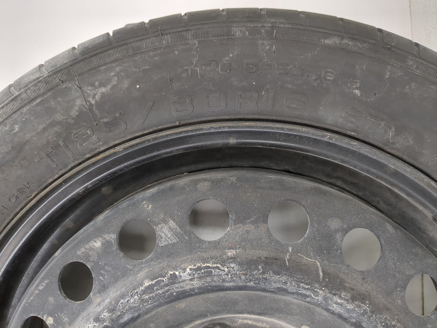 2016-2022 Chevrolet Malibu Spare Donut Tire Wheel Rim Oem 1175904 - Oemusedautoparts1.com